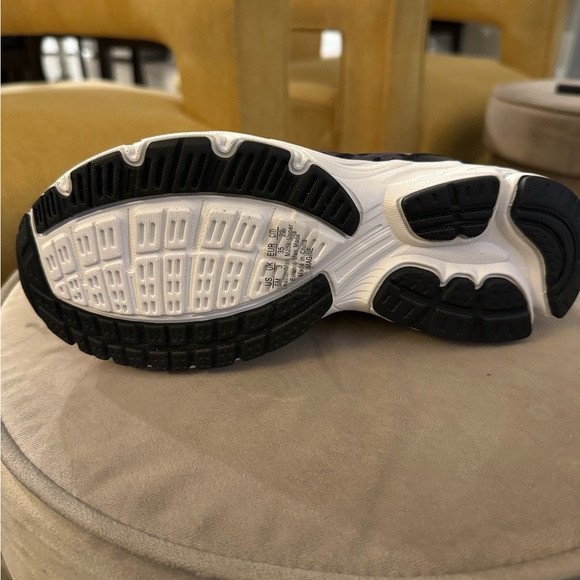 Ryka Printed Mesh Memory Foam Walking Sneaker - Picture 6 of 8